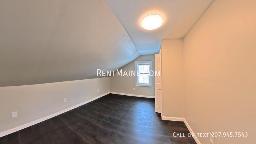 Building Photo - 6 Cram St