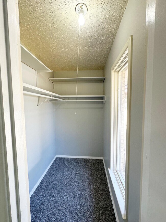 Building Photo - 4403 56th St