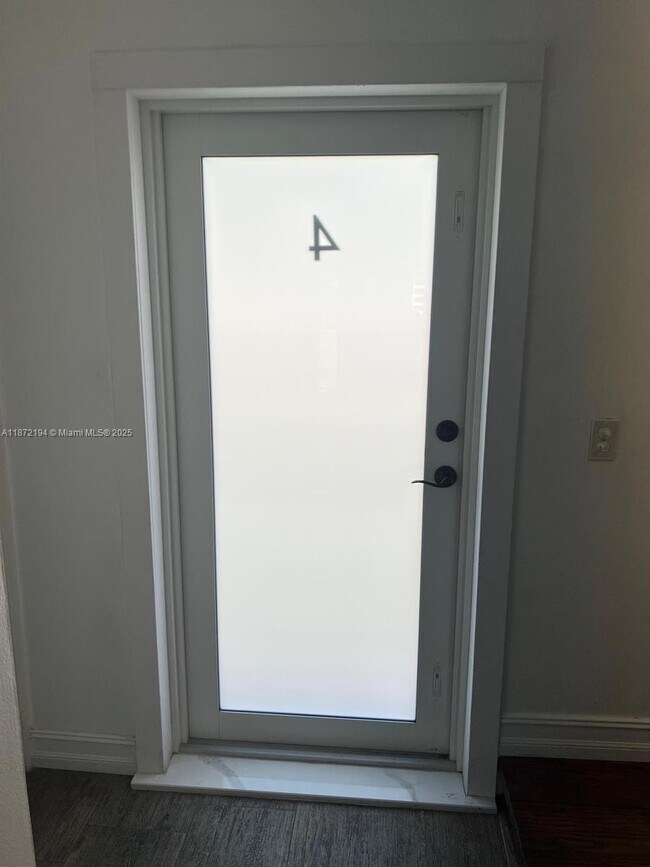 Building Photo - 50 Antilla Ave