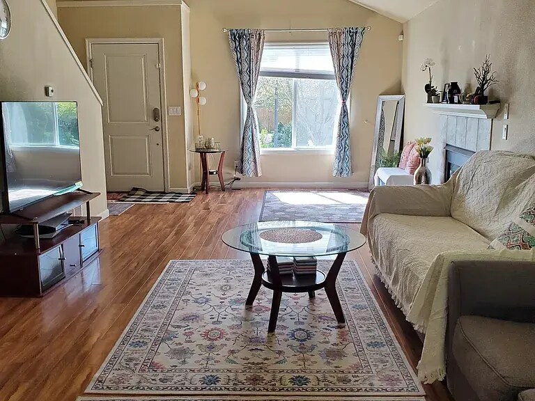 Building Photo - 16167 NW Ryegrass St