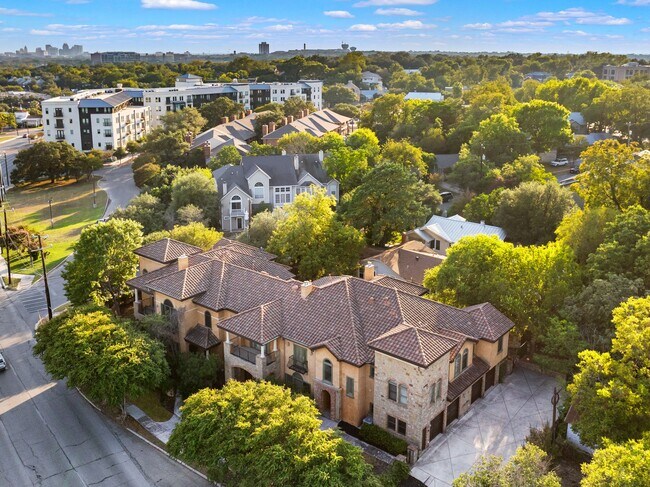 Building Photo - 123 Eaton St