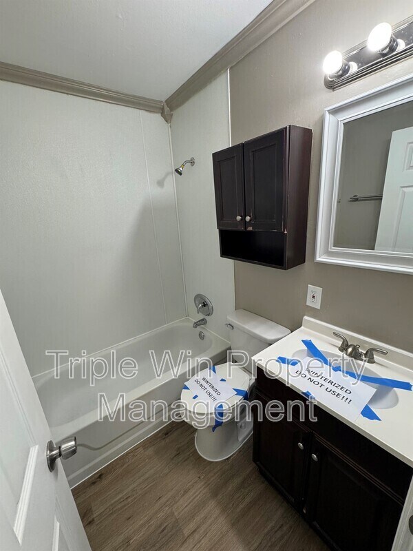 Building Photo - 1464 Monopoly Dr