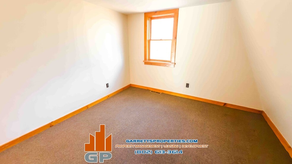 Building Photo - 140 W Hill Rd