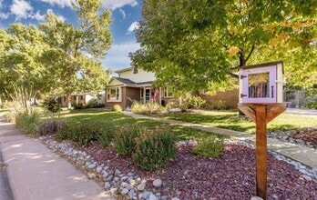 Building Photo - Welcome Home! Beautiful house in Littleton!