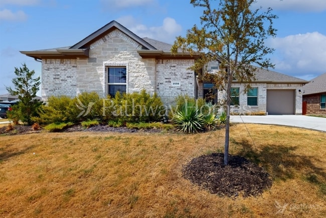 Building Photo - 3556 Walnut Rdg Dr