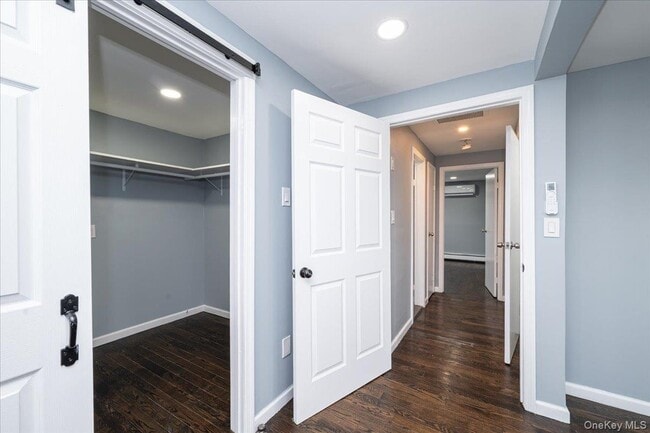 Building Photo - 54 Ketcham Ave