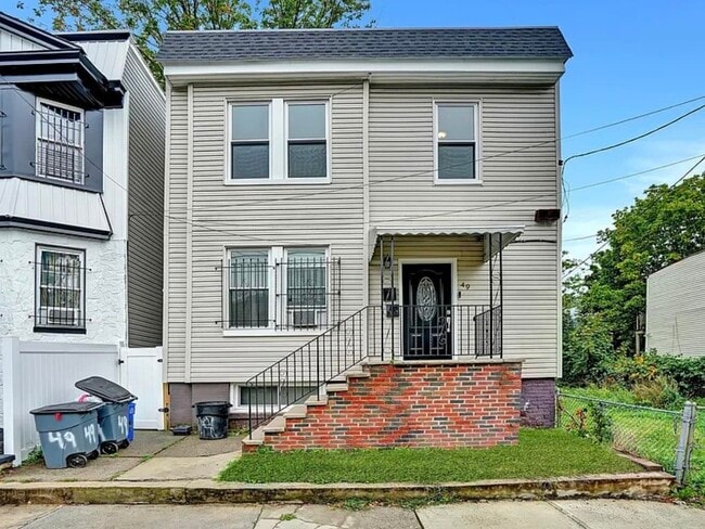 Building Photo - 49 Tichenor Terrace