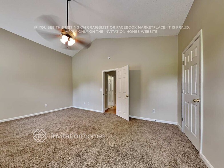 Building Photo - 606 Summerfield Ct