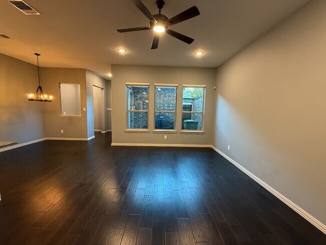 Building Photo - 4510 Meadow Hawk Dr