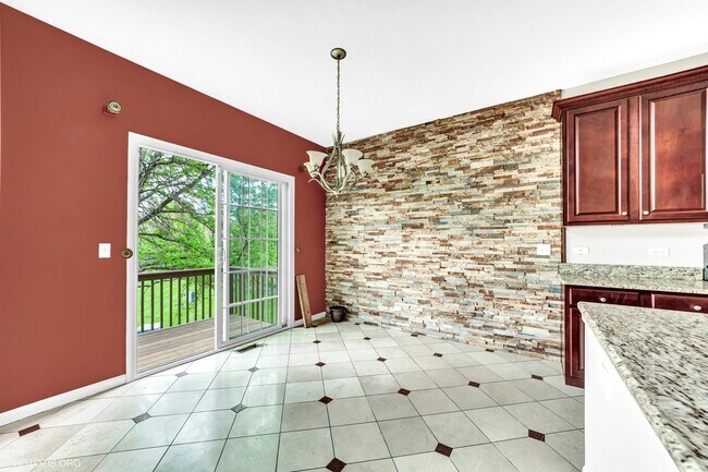 Building Photo - 1342 N Winslowe Dr
