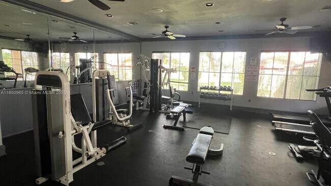 Building Photo - 4041 San Marino Blvd