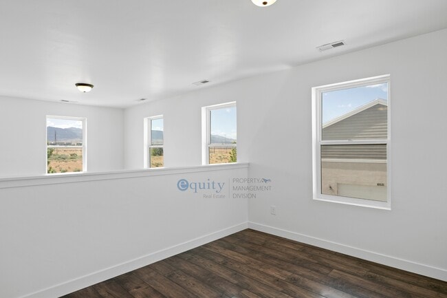 Building Photo - 10539 Liv Way