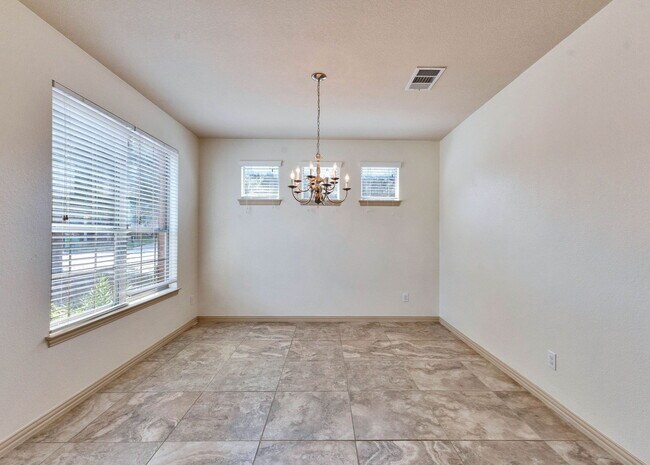 Building Photo - 2300 Dovetail St