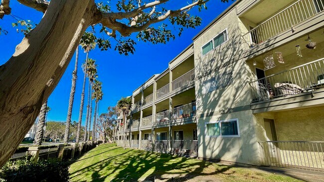 Building Photo - 532 Ebbtide Cir