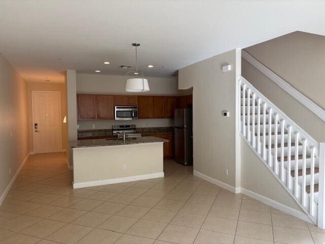 Building Photo - 9491 SW Merlin Ct