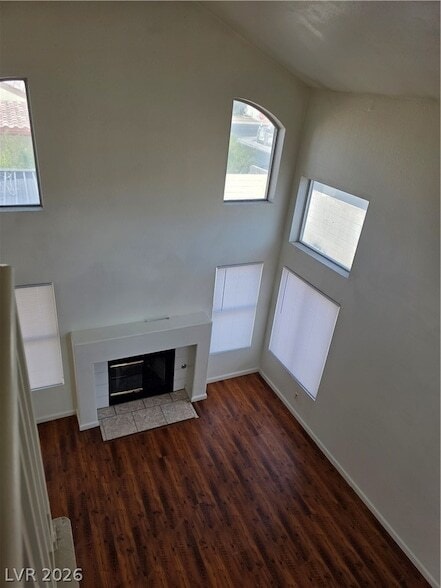 Building Photo - 5784 Akron Ct