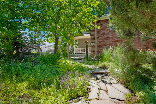 Building Photo - 16655 Trail Sky Cir