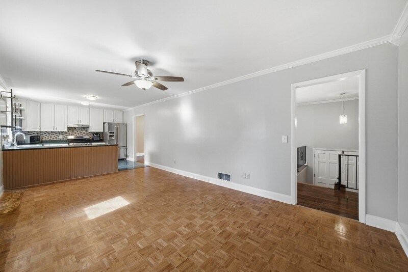 Building Photo - 2351 Emerald Falls Dr