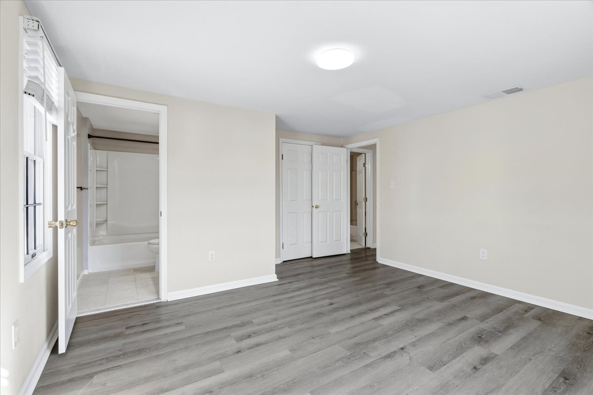 Building Photo - 819 Stratford Way