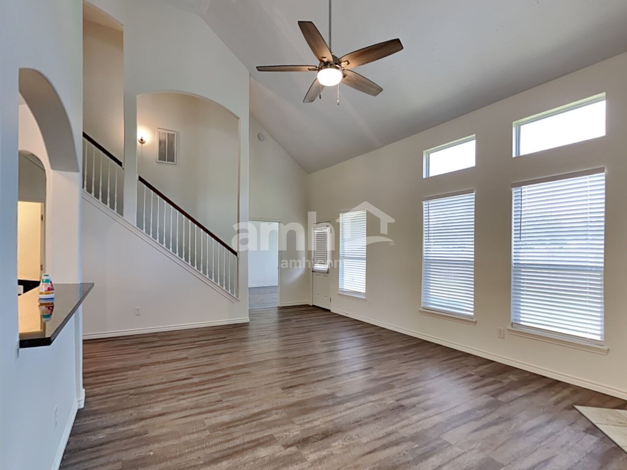 Building Photo - 30507 N Sulphur Creek Dr