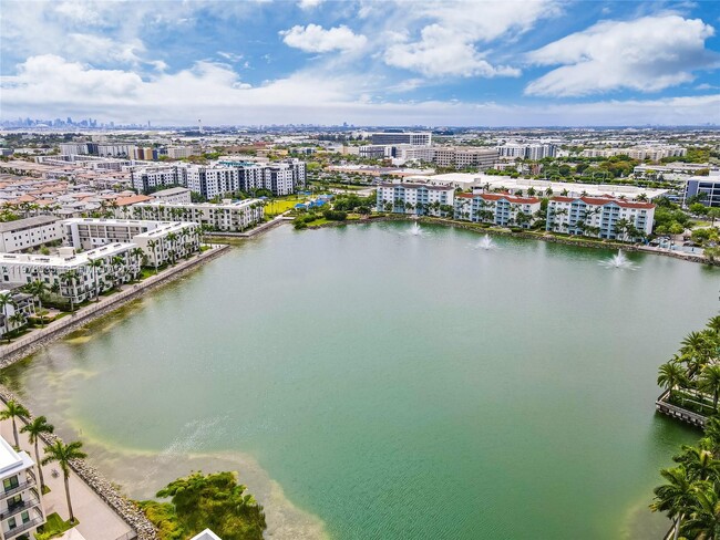 Building Photo - 4703 NW 84th Ct