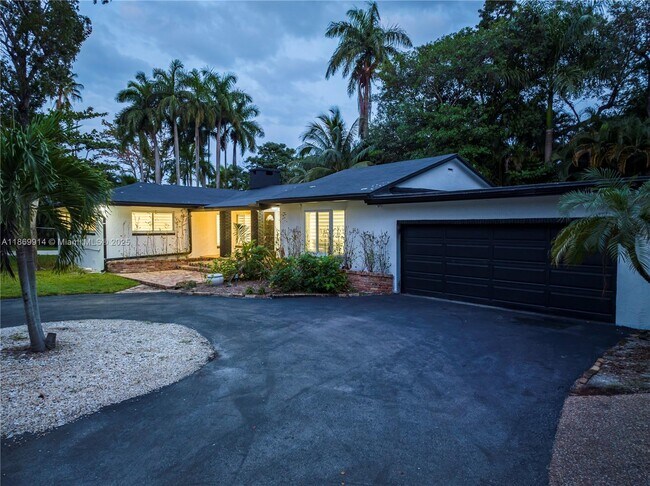 Building Photo - 2100 SW 28th Way