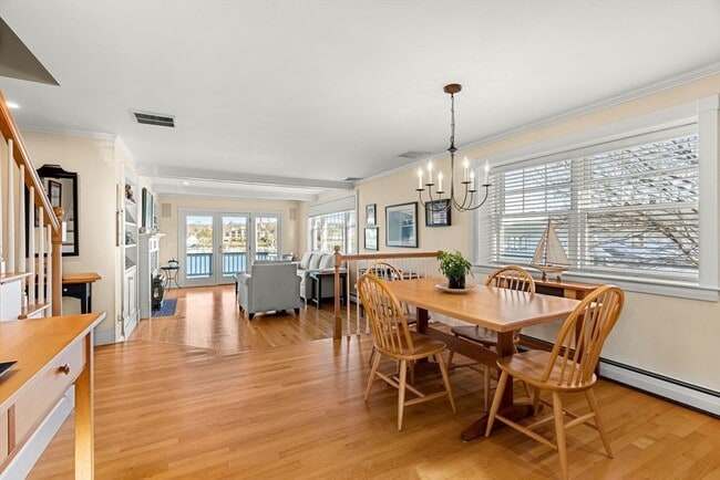 Building Photo - 30R Harbor St