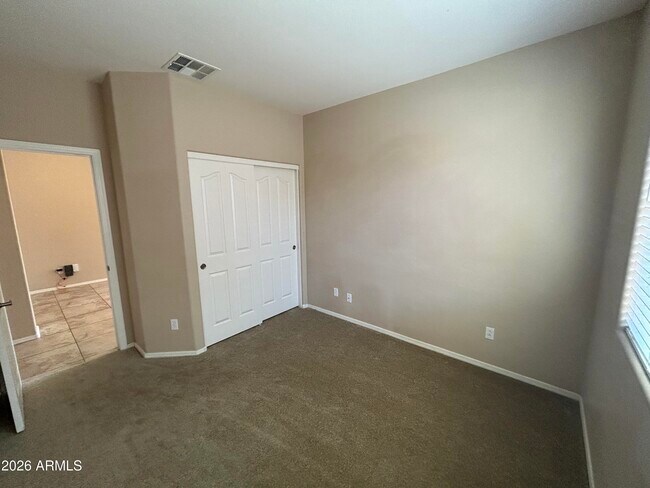 Building Photo - 14551 W Laurel Ln