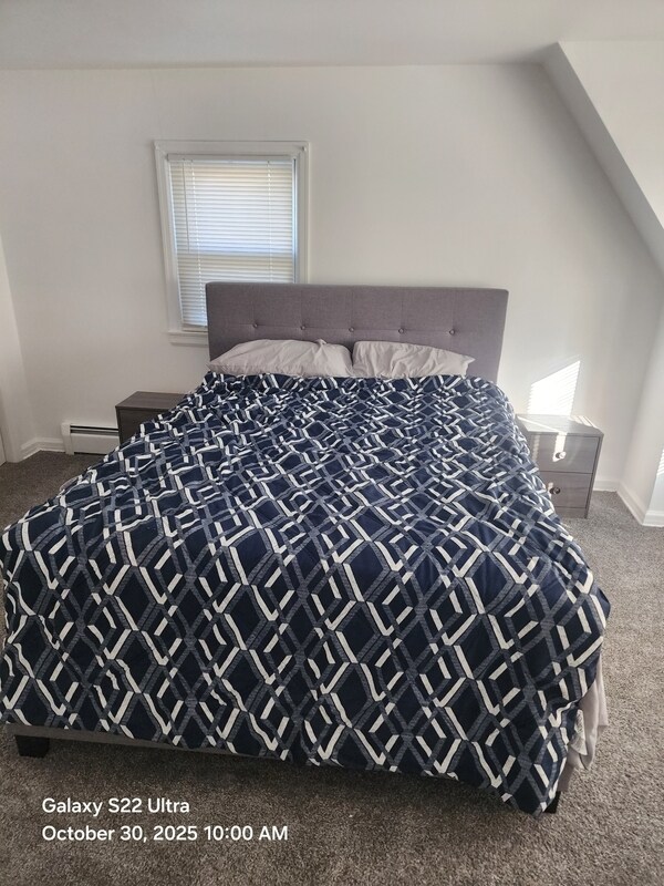 Building Photo - 3409 S 10th St