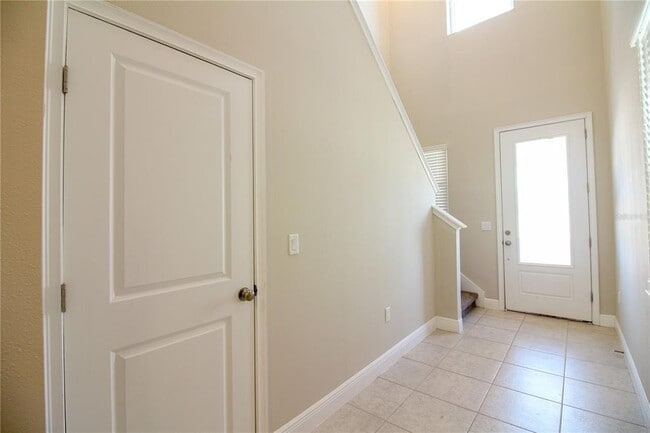 Building Photo - 6269 Great Bear Dr