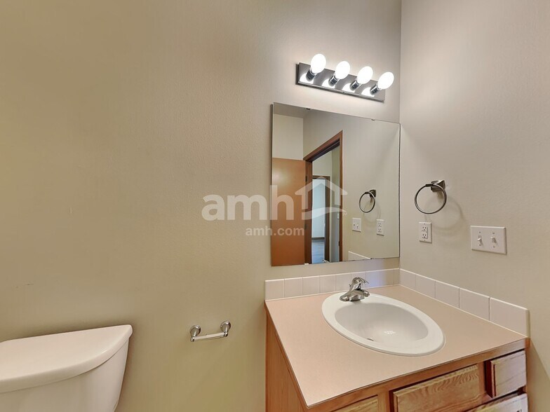 Building Photo - 11102 179th Ave Ct E