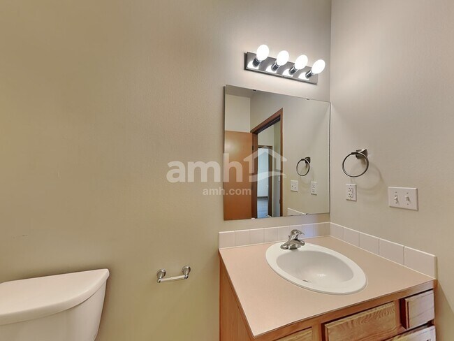 Building Photo - 11102 179th Ave Ct E