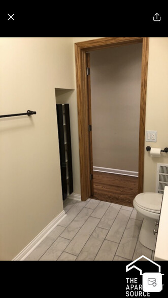 Building Photo - 2541 W Logan Blvd