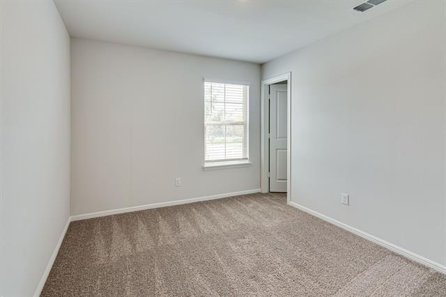 Building Photo - 16413 Milwaukee St