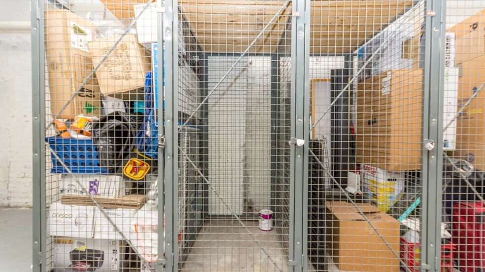 Building Photo - 500 S Clinton St