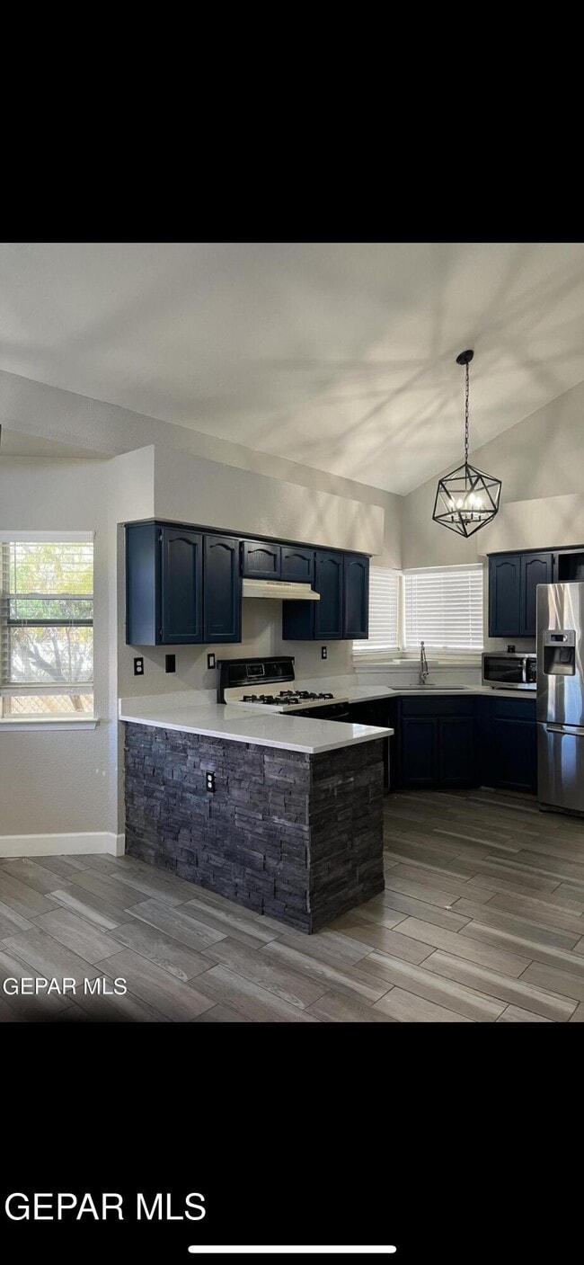Building Photo - 7548 Plaza Taurina Dr