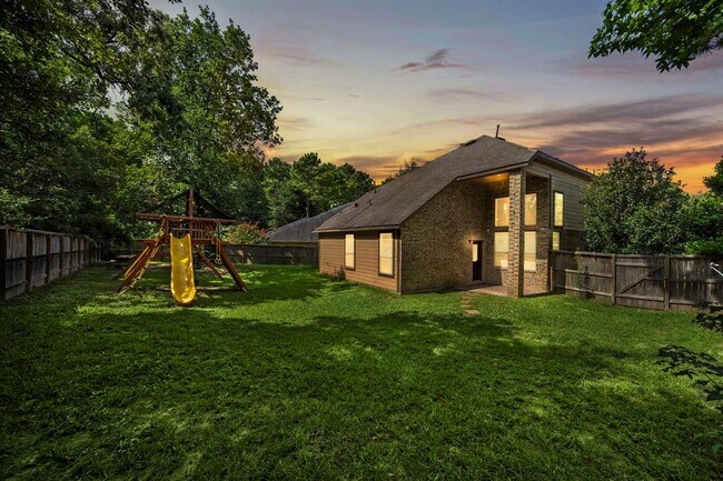 Building Photo - 119 Red Eagle Ct