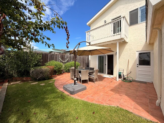Building Photo - Fully Furnished 4-Bedroom Home in Bay Park...