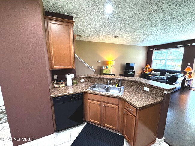 Building Photo - 3685I Creswick Cir