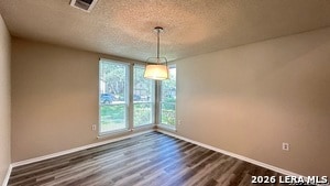 Building Photo - 2410 Gem Oak