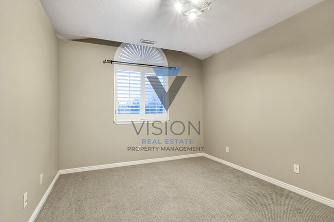 Building Photo - 12208 S La Quinta Pl