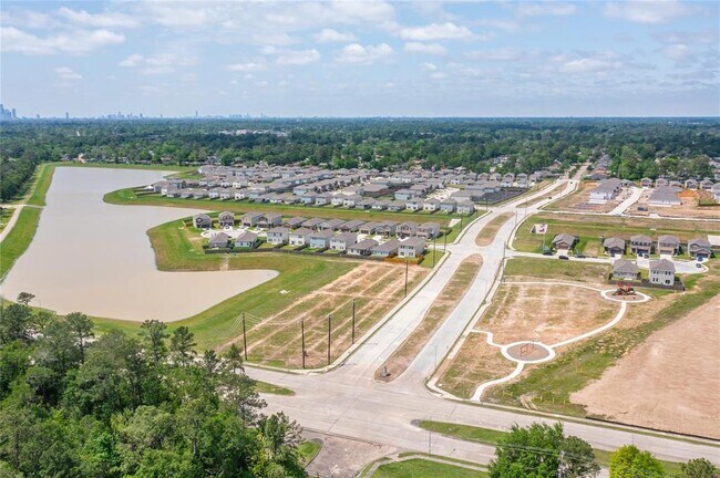 Building Photo - 10138 California Lily Ln