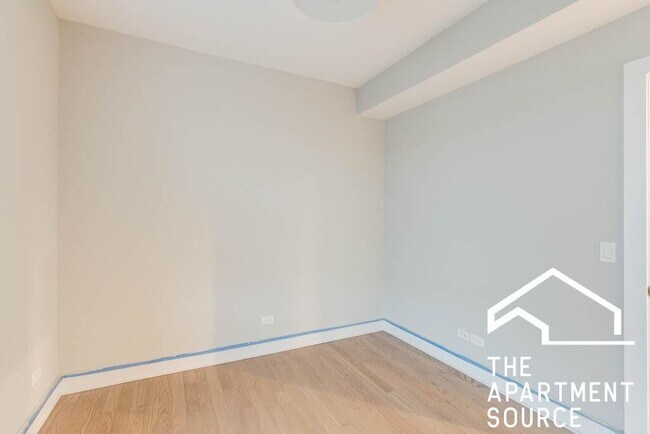 Building Photo - 4409 N Seeley Ave