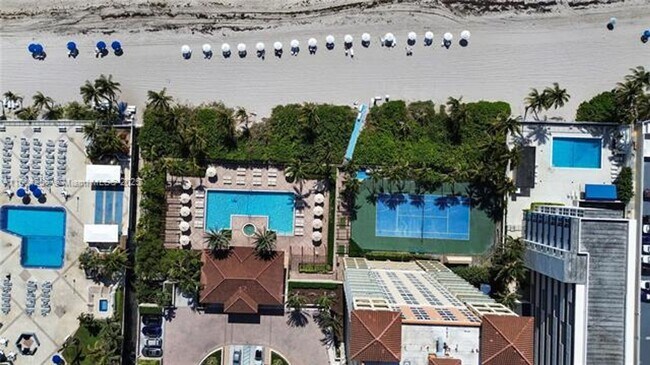 Building Photo - 2080 S Ocean Dr