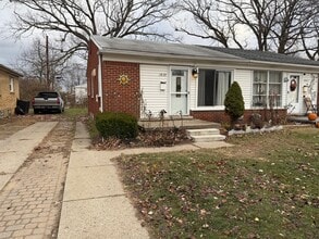 Building Photo - 1839 Ackley Ave
