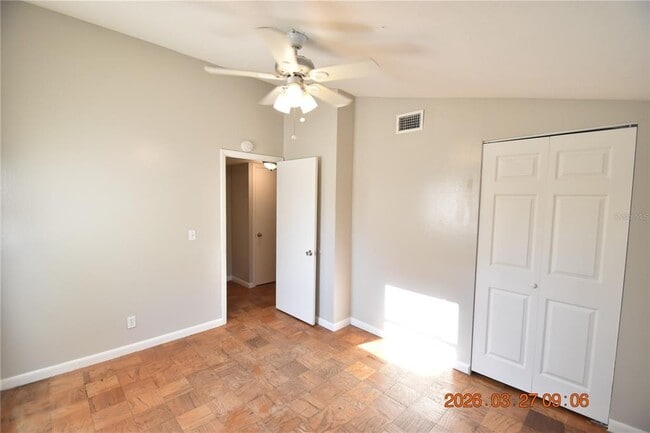 Building Photo - 10110 Alambra Ave