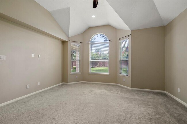Building Photo - 6911 Autumn Rain Ln