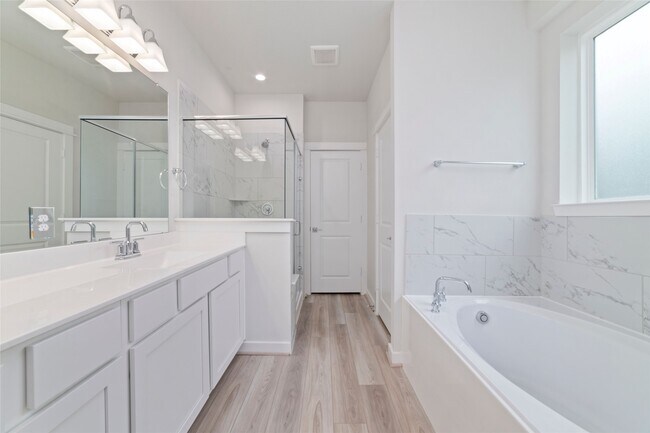 Building Photo - 32906 School Hl Rd