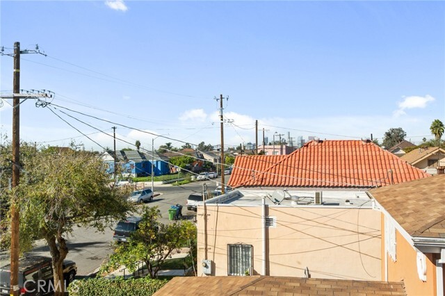 Building Photo - 3223 Lanfranco St