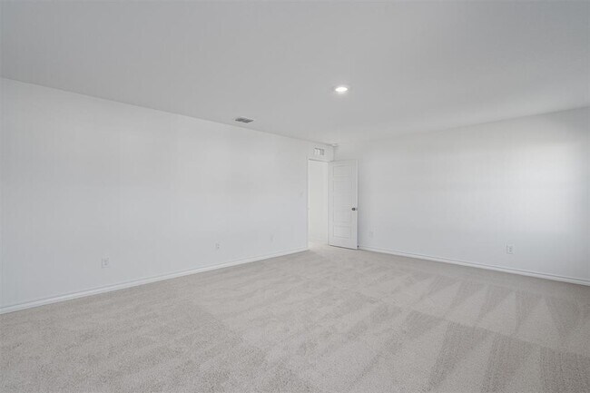 Building Photo - 812 Heartseed Ave